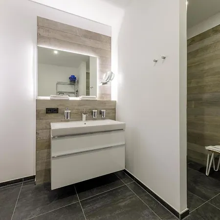 Apartmán 5 Sterne Luett Matten In Der Seefahrtsschule *